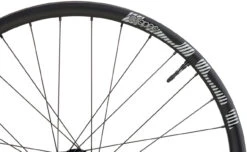 E-thirteen Espec Race Carbon Enduro Boost 27,5" Laufradsatz 6 E-thirteen Espec Race Carbon Enduro Boost 27,5" Laufradsatz -Fahrradladen 381600